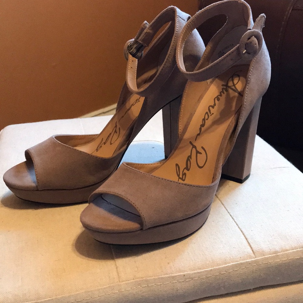 American Rag block heel